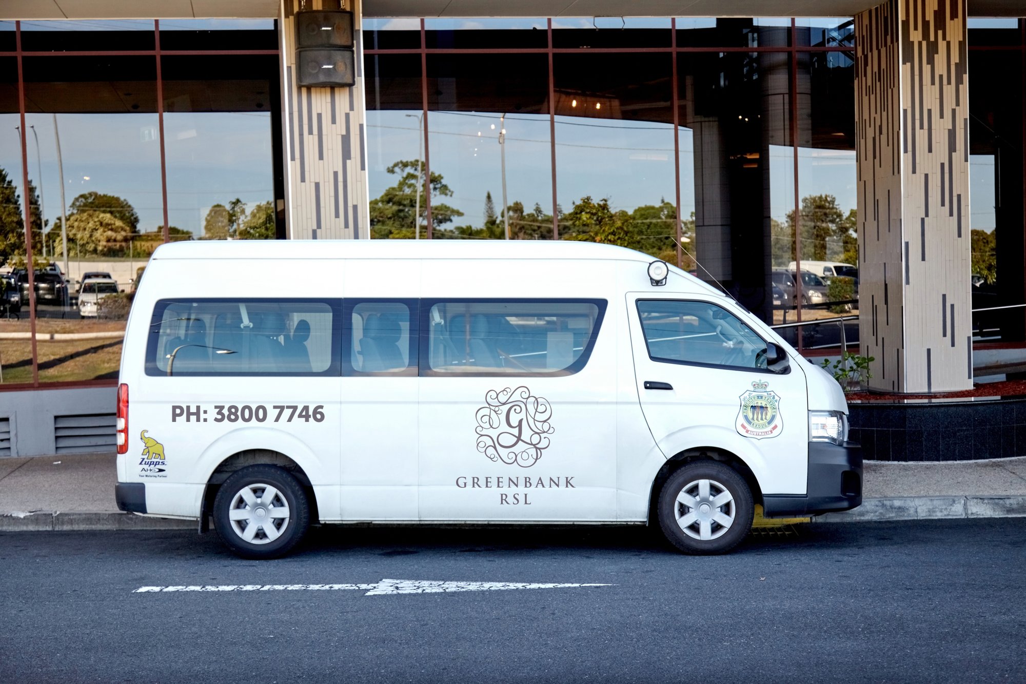 courtesy-bus